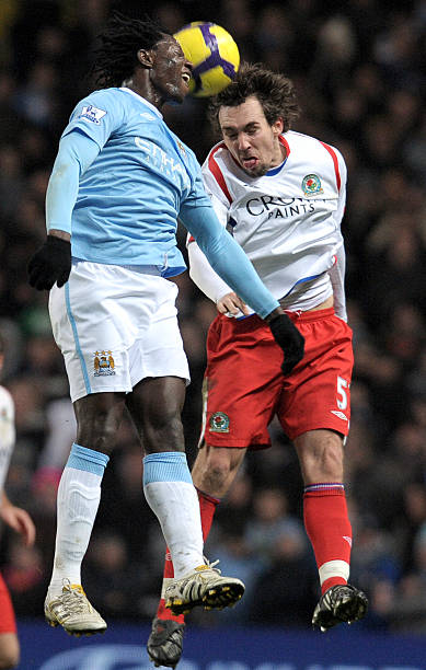 詹姆斯在对 詹姆斯在对