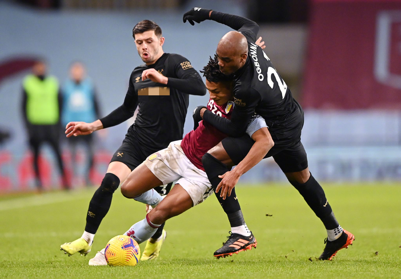 月的续约 月的续约